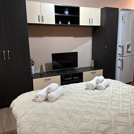 Cozy Apartament Galati  Exterior photo