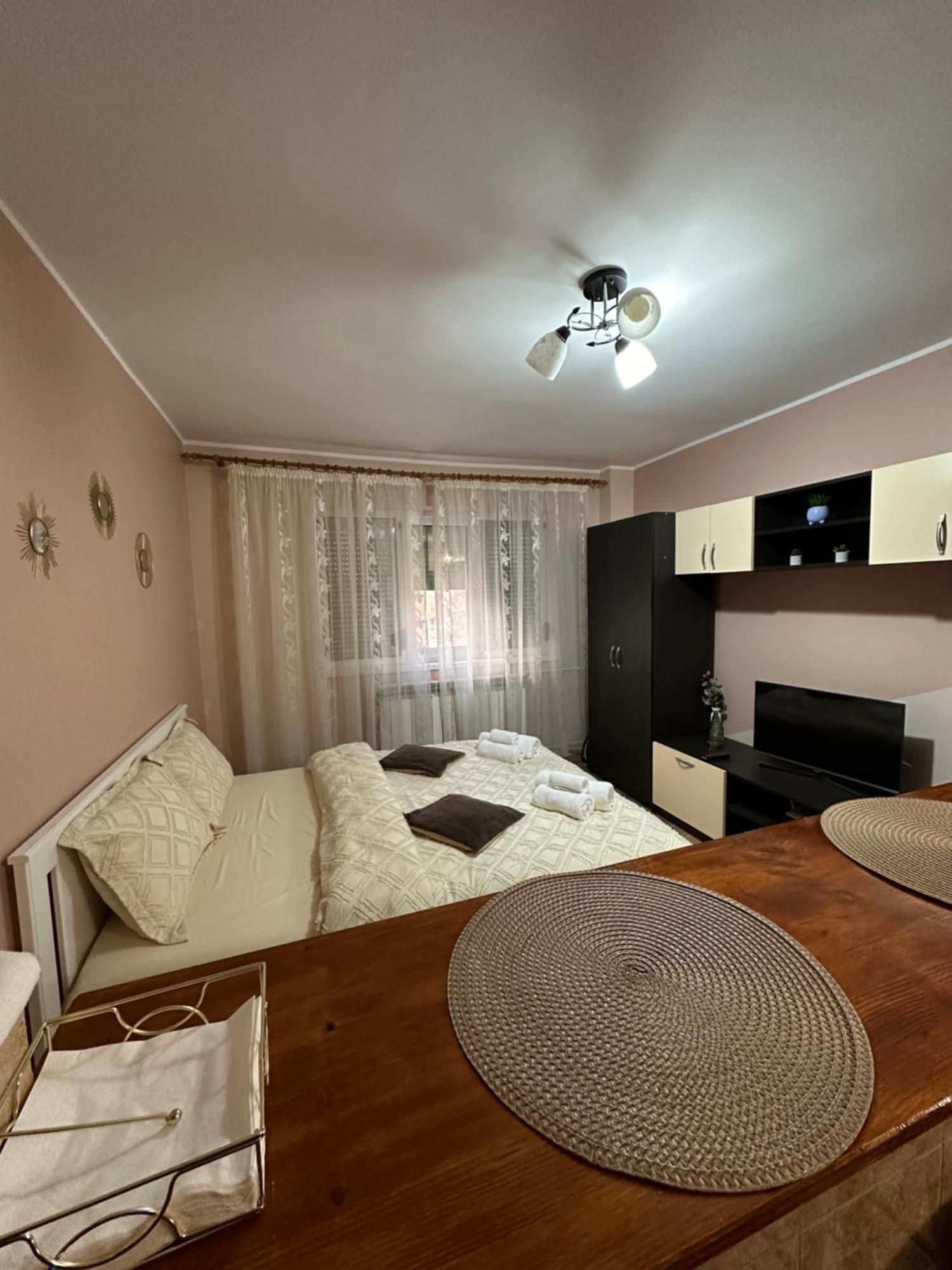 Cozy Apartament Galati  Exterior photo